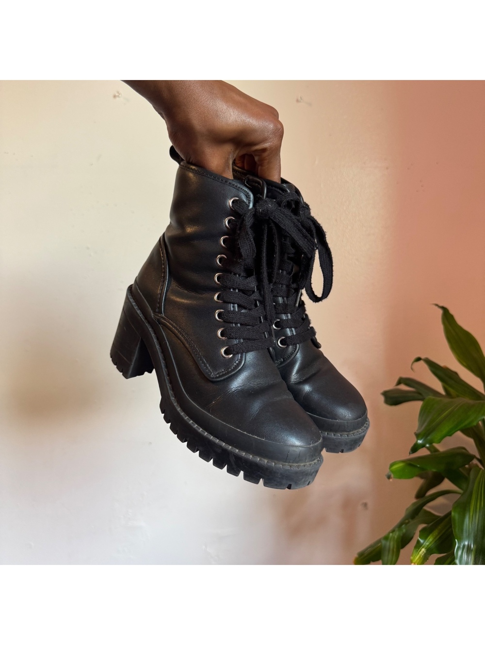 Steve Madden goth Black Leather Chunky Block Heel Combat Boots Size US 6 - Picture 2 of 7